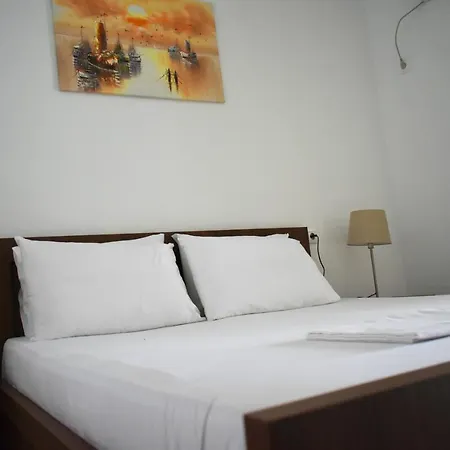 Ionio Ii Apartment *