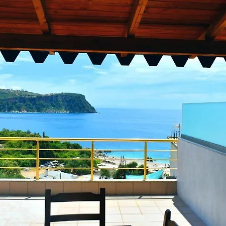 Ionio Ii Apartment *